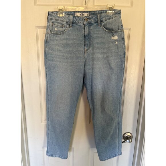 Hollister Denim - Hollister Distressed Curvy High-Rise Mom Jean Medium Wash Size 9 Short